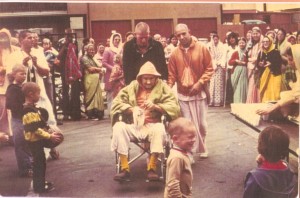 Последние фотографии Джаянанды за 4 дня до его ухода 1 мая 1977 г.    