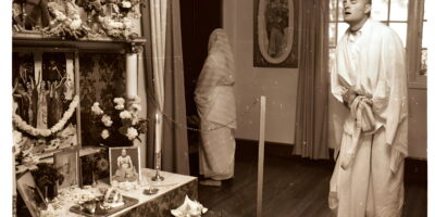 Из воспоминаний Йогеш Чандры прабху Из воспоминаний Йогеш Чандры прабху